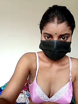 Snapshot of Erotic-Girl chatting on July 2, 5:13 am Erotic-Girl online show from July 2, 5:13 am