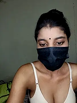 Snapshot of Erotic-Girl chatting on August 7, 5:37 pm Erotic-Girl online show from August 7, 5:37 pm