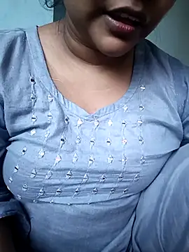 Desi Nil pori online show from February 3, 6:40 am