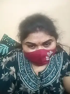 misammahyd online show from April 18, 7:18 pm