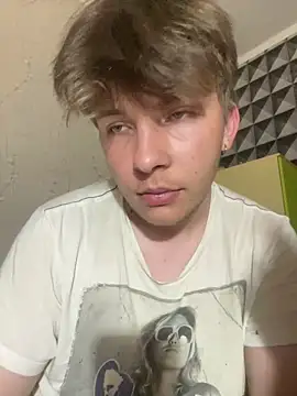 Snapshot of marcus_euphoria_ chatting on April 30, 9:30 pm marcus euphoria online show from April 30, 9:30 pm