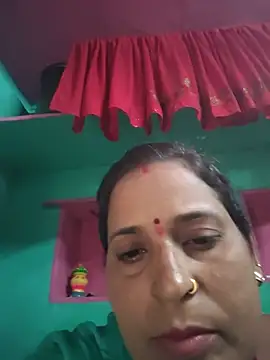 Snapshot of Reena_lodha chatting on July 12, 7:54 am Reena lodha online show from July 12, 7:54 am