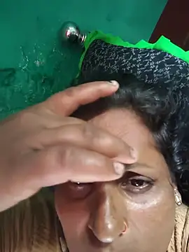 Snapshot of Reena_lodha chatting on July 14, 6:40 am Reena lodha online show from July 14, 6:40 am