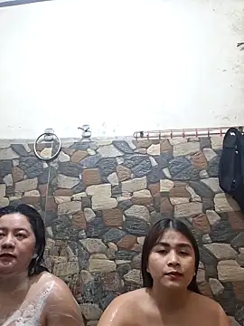 Snapshot of Seductive_Two0205 chatting on May 19, 10:49 pm Seductive Two0205 online show from May 19, 10:49 pm