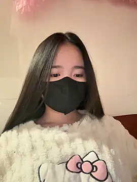 Gwen879 online show from March 12, 11:11 pm