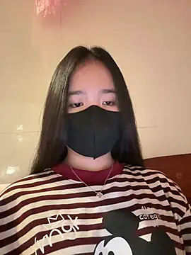 Gwen879 online show from March 14, 11:37 am