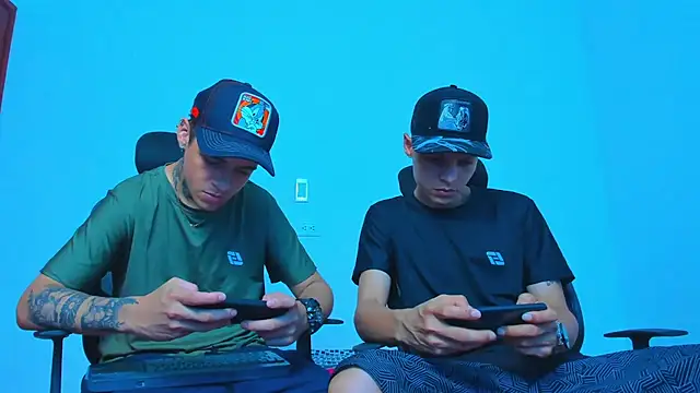 Thomas-Wil online show from March 30, 7:59 pm