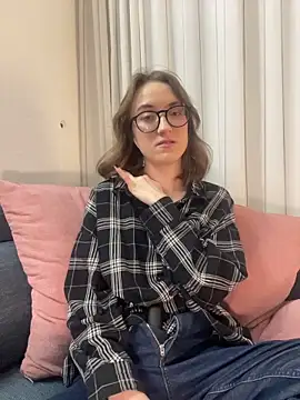 Persephone Kore online show from March 2, 7:32 pm