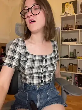 Snapshot of Persephone_Kore chatting on July 31, 7:46 pm Persephone Kore online show from July 31, 7:46 pm