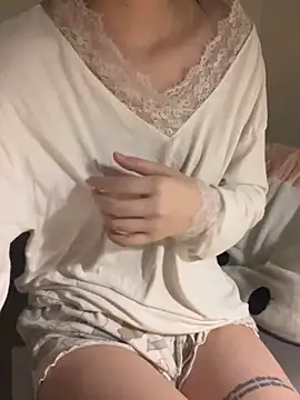 Linaa sexxy online show from April 14, 4:35 pm