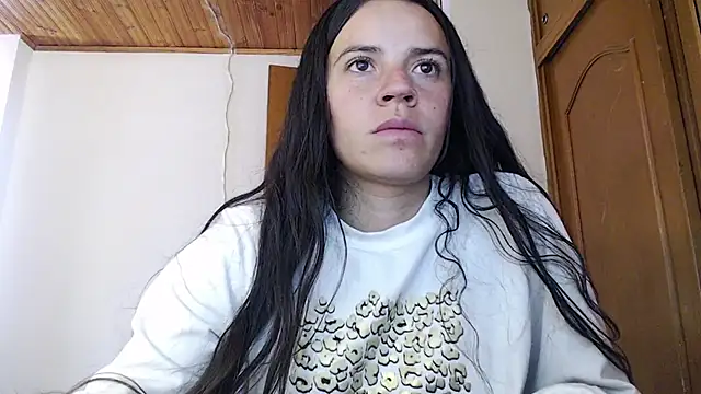 Snapshot of Shanel_Lozano chatting on April 24, 6:10 pm Shanel Lozano online show from April 24, 6:10 pm