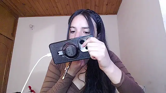 Snapshot of Shanel_Lozano chatting on May 31, 4:03 pm Shanel Lozano online show from May 31, 4:03 pm