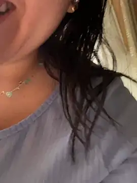 Veronica Wins  online show from March 1, 9:06 pm