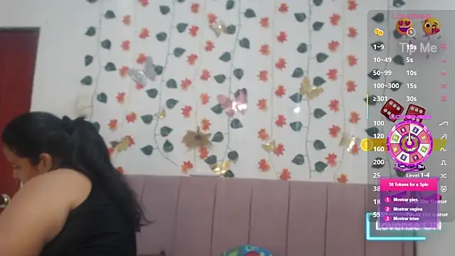 Snapshot of Karla_Rodriguez0 chatting on May 31, 5:20 pm Karla Rodriguez0 online show from May 31, 5:20 pm