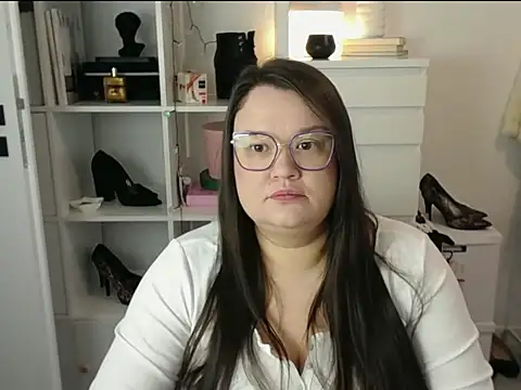 HollyDanceSoul online show from March 13, 5:36 am