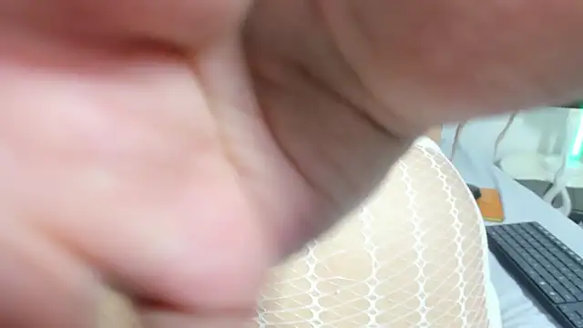 Naugthy Sara online show from February 26, 7:02 pm