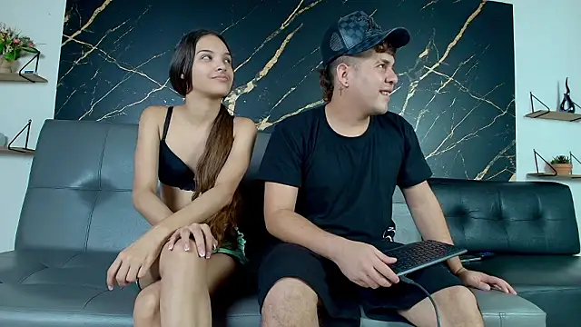 uncontrolled fire online show from February 3, 7:52 pm