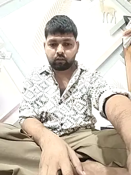 Pulkeet1433 online show from February 22, 2:48 pm