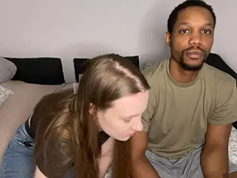 Snapshot of midnight_ballerina_ chatting on May 1, 9:08 pm midnight ballerina online show from May 1, 9:08 pm