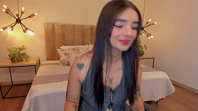 Snapshot of Abriil_cutee chatting on February 21, 10:55 pm Abriil cutee online show from February 21, 10:55 pm