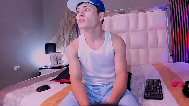 Roger And Ramona online show from March 29, 12:38 pm