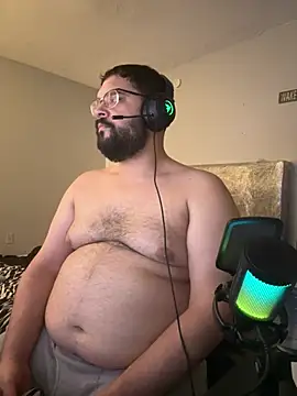 Snapshot of bottombeargaming chatting on January 17, 2:49 am bottombeargaming online show from January 17, 2:49 am