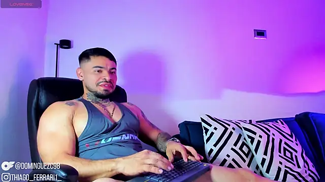 Snapshot of thiago_ferrari_ chatting on April 25, 1:08 am thiago ferrari online show from April 25, 1:08 am