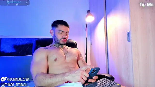 Snapshot of thiago_ferrari_ chatting on May 25, 6:41 am thiago ferrari online show from May 25, 6:41 am