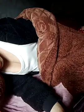 Snapshot of cdyyds-69 chatting on January 13, 7:46 am cdyyds-69 online show from January 13, 7:46 am