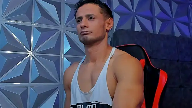 Snapshot of Adonys_Lewis_ chatting on July 16, 5:24 am Adonys Lewis online show from July 16, 5:24 am