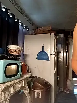 Beautiful44 online show from February 14, 6:48 pm