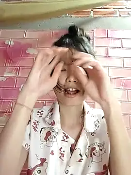 Chammy720 online show from February 2, 1:32 pm