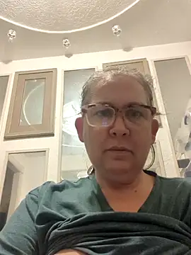 wetMoneybags online show from February 5, 8:46 pm