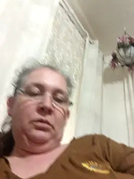 wetMoneybags online show from February 7, 5:05 pm