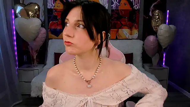 KikaOsterman online show from February 13, 12:45 pm