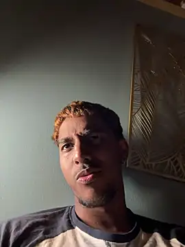 Axel black10 online show from March 8, 10:35 pm