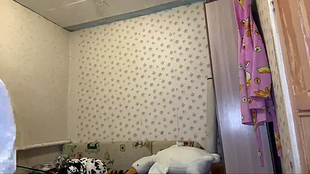 KerieDitti online show from January 15, 2:10 pm