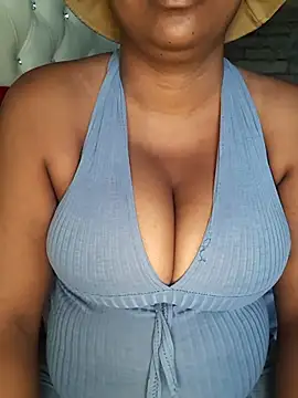 bigboobylicious online show from March 30, 6:58 am