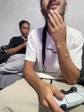 Brandy Mr-Whiskers online show from February 16, 6:15 pm