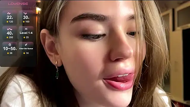 LubaSeirers online show from April 19, 6:10 pm