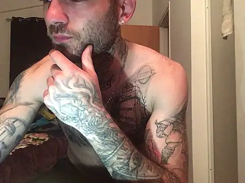 Snapshot of jacobsex221 chatting on April 7, 10:42 pm jacobsex221 online show from April 7, 10:42 pm