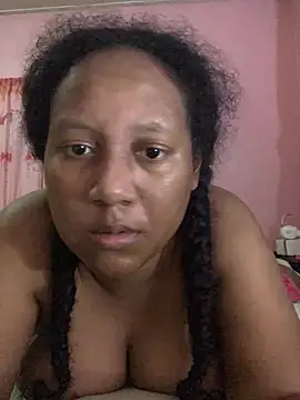 Snapshot of Eirondra_valeen chatting on July 2, 1:05 am Eirondra valeen online show from July 2, 1:05 am