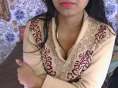 Snapshot of sofyyy_199 chatting on January 17, 3:39 pm sofyyy 199 online show from January 17, 3:39 pm