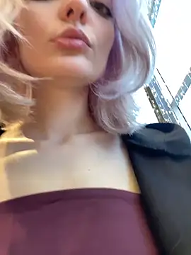 aka Blonde online show from February 15, 5:59 am