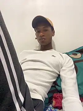 Snapshot of twink_gabrielll chatting on May 30, 2:08 am twink gabrielll online show from May 30, 2:08 am