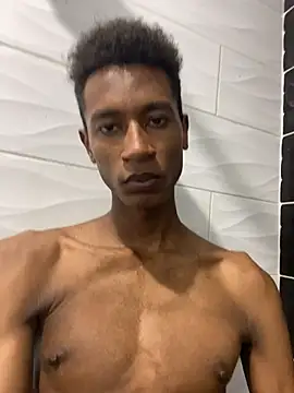 Snapshot of twink_gabrielll chatting on July 14, 11:43 pm twink gabrielll online show from July 14, 11:43 pm