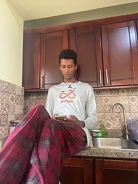 Snapshot of twink_gabrielll chatting on August 4, 11:46 am twink gabrielll online show from August 4, 11:46 am