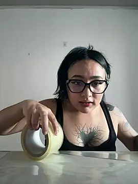 Snapshot of Diosa_lunar1 chatting on May 30, 10:07 pm Diosa lunar1 online show from May 30, 10:07 pm