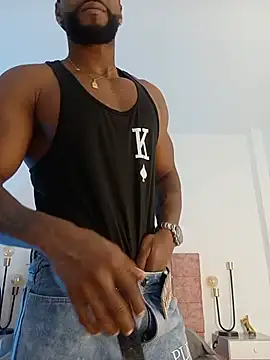 Snapshot of Dante_Knox chatting on July 21, 11:34 am Dante Knox online show from July 21, 11:34 am