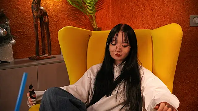 LetitiaAmbriz online show from January 12, 11:15 am